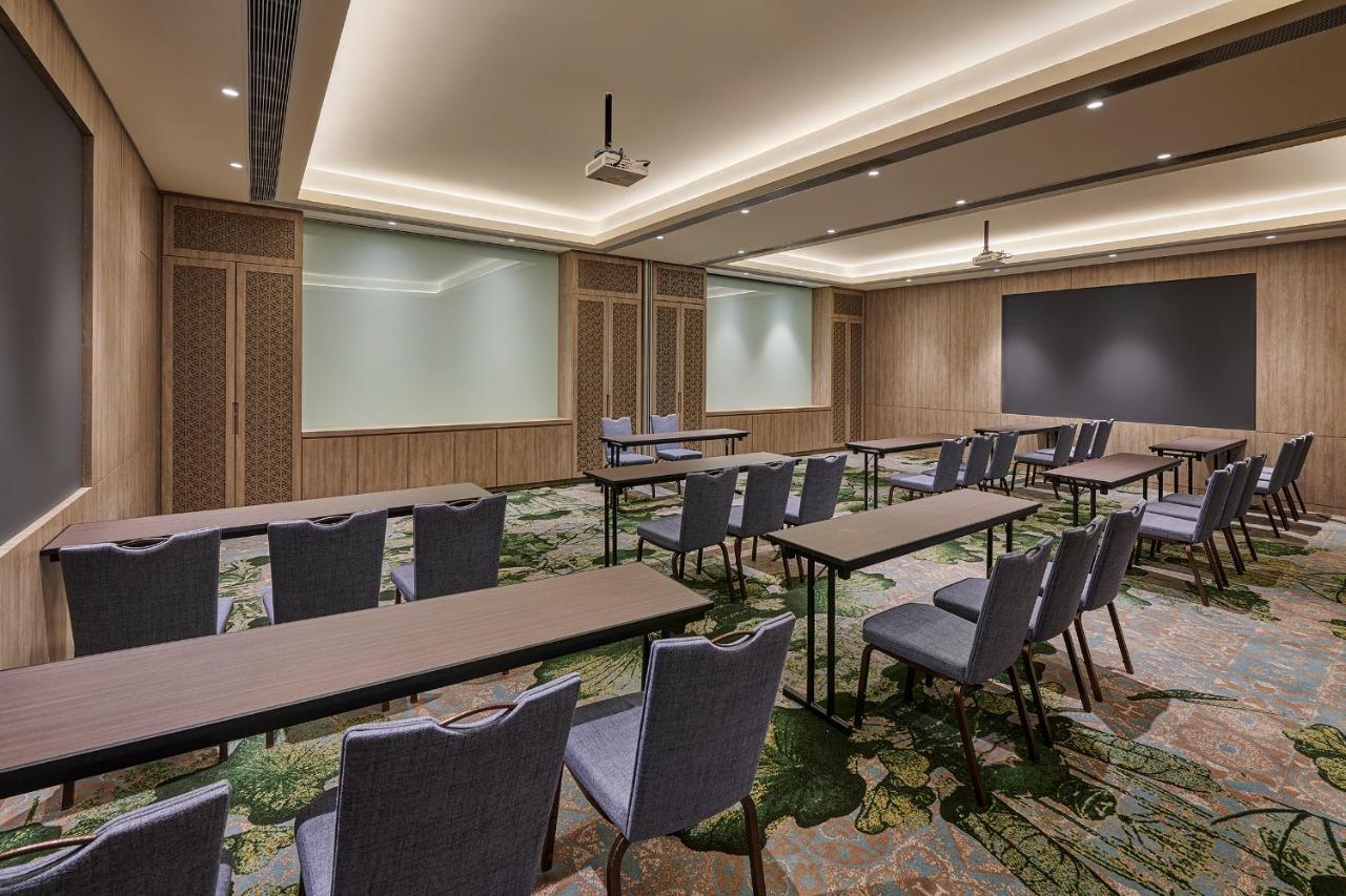 Отель Angsana Teluk Bahang, Penang Бату-Ферринги Экстерьер фото Meeting room